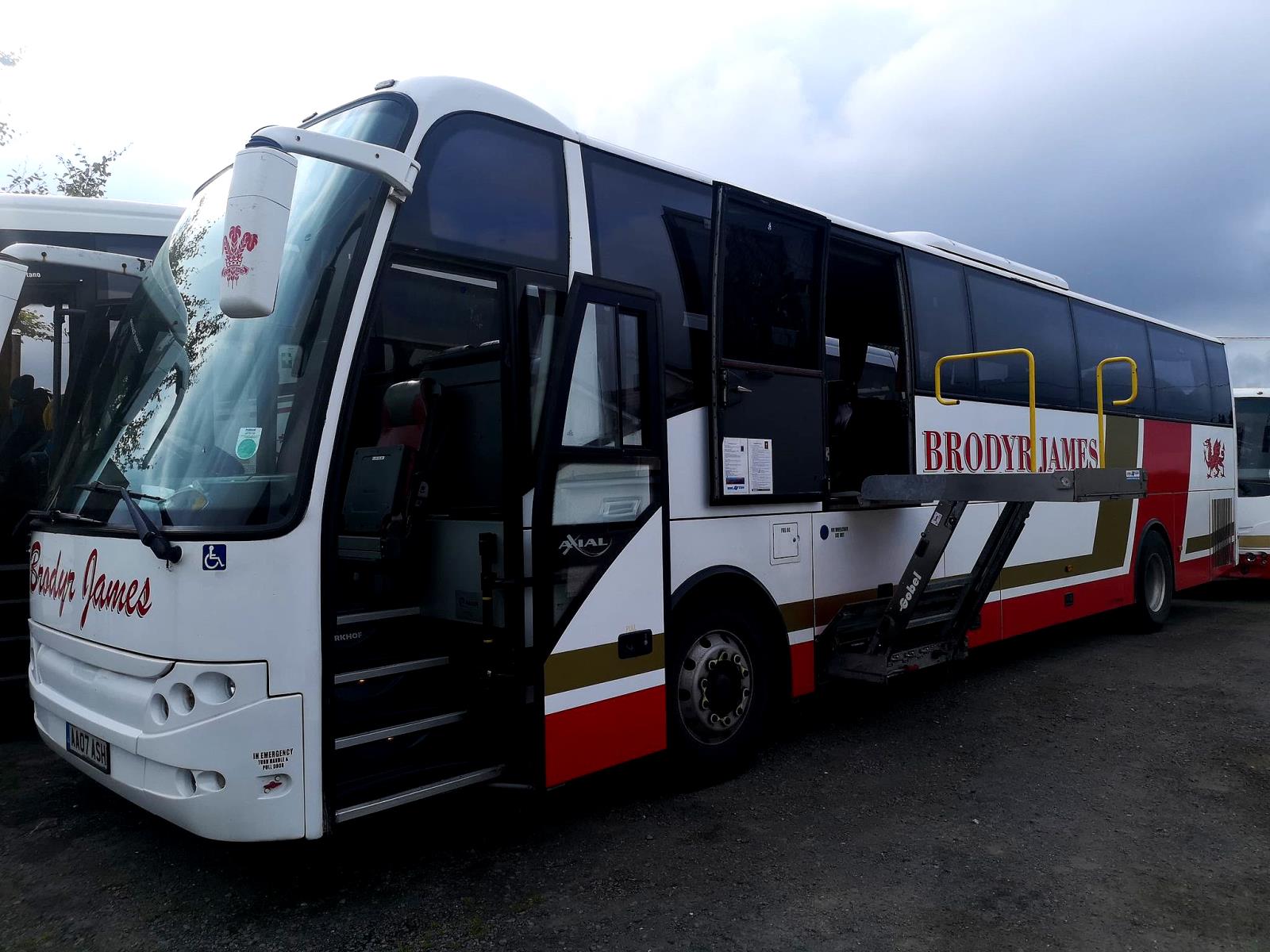 ASH 53 Seater CoachBrodyr James Coaches For Hire