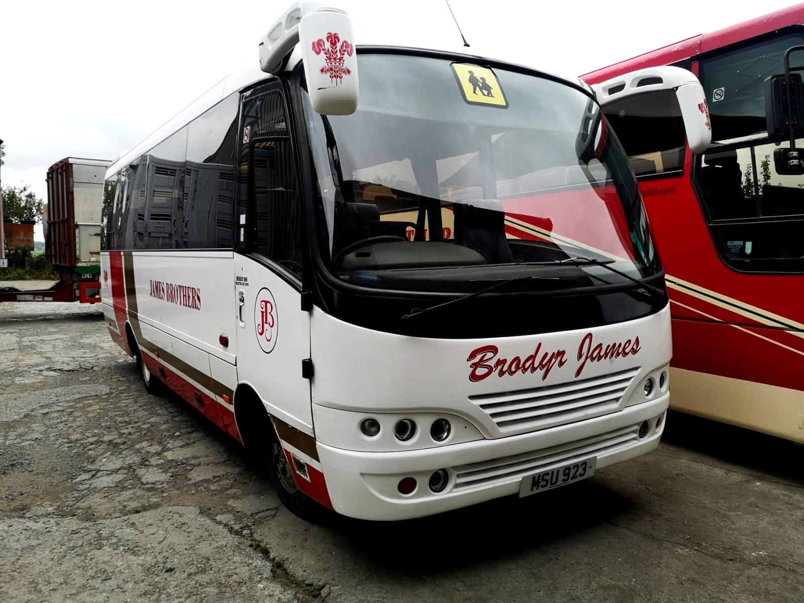 MSU 22 Seater CoachBrodyr James Coaches For Hire